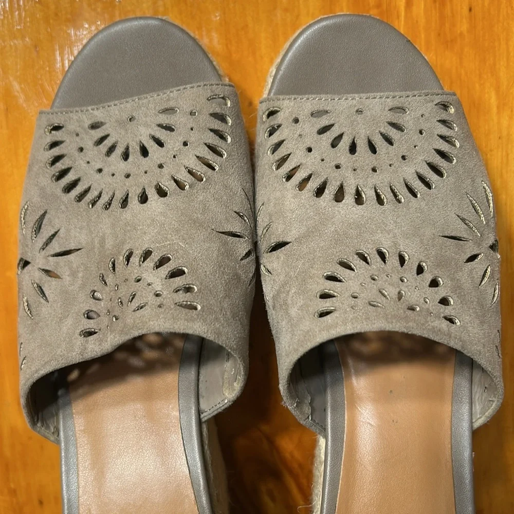 Indigo Rd. Espadrille Wedge‎ Heel Sandals